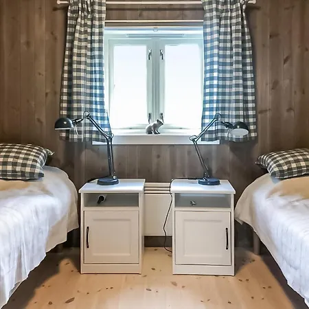 Moltebaeret Semesterbostad Skåbu